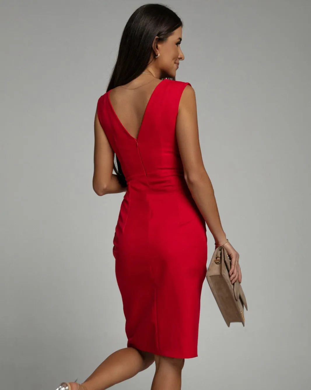 Alveria | Elegant Ruched Midi Dress