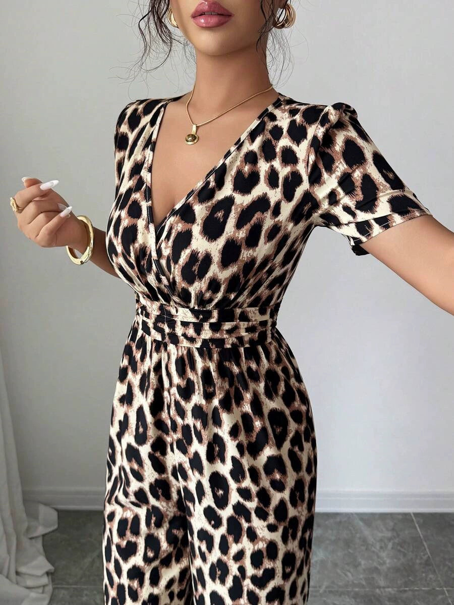 Valesse | Flattering Leopard Print Jumpsuit