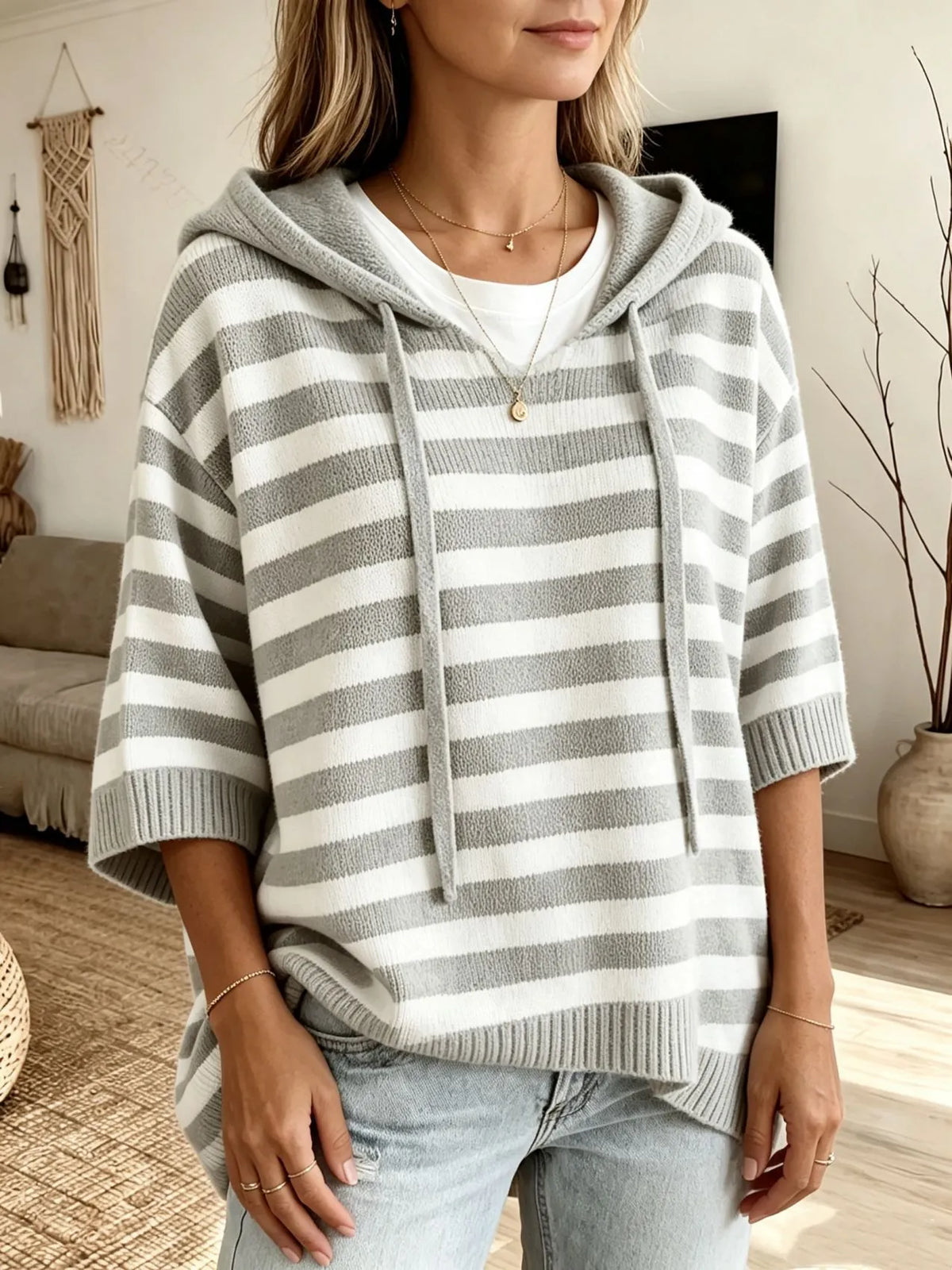 Elowise | Relaxed Stripe Hooded Sweater