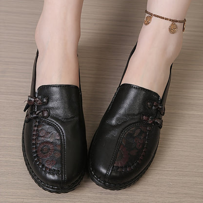 Pavelle | Embroidered Round Toe Comfort Shoes