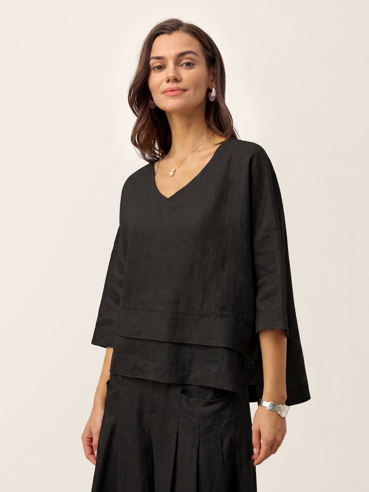 Ondella | Layered Hem Linen Blouse
