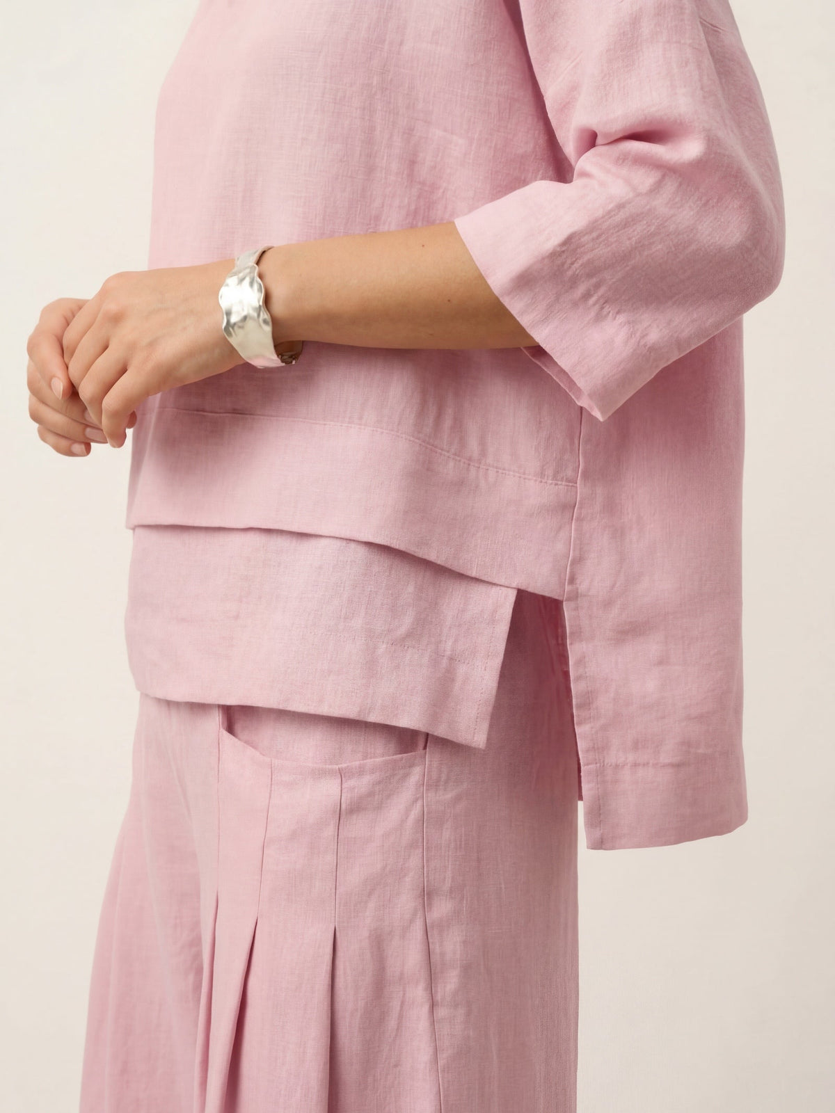 Ondella | Layered Hem Linen Blouse