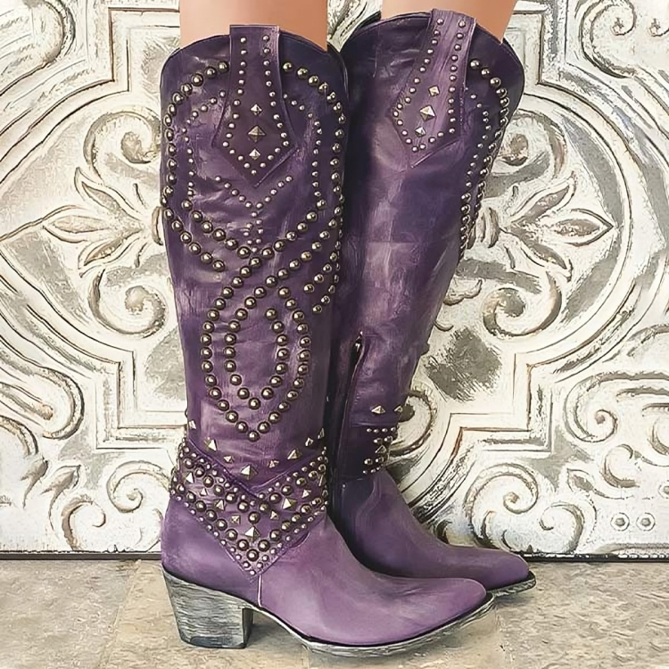 Quilla | Studded Vintage Western Boots