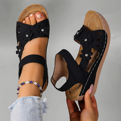 Delavelle | Cushioned Flower Wedge Sandals