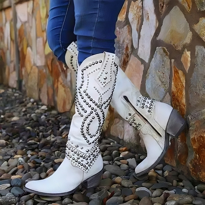 Quilla | Studded Vintage Western Boots