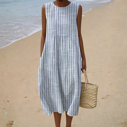 Quinloria | Vertical Stripe Relaxed Midi Dress