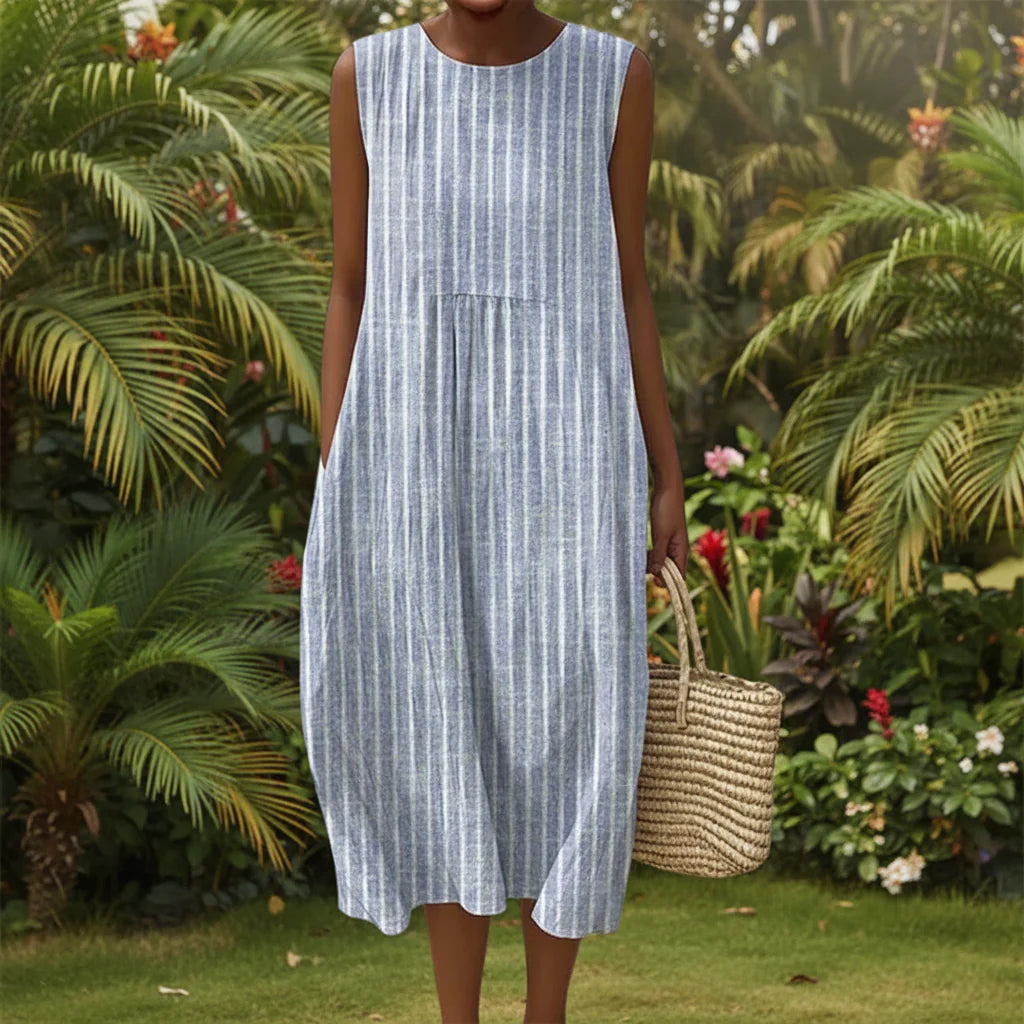 Quinloria | Vertical Stripe Relaxed Midi Dress