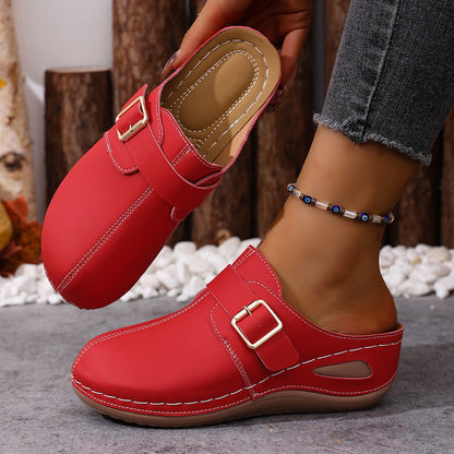 Virethia | Closed Toe Slip On Clogs