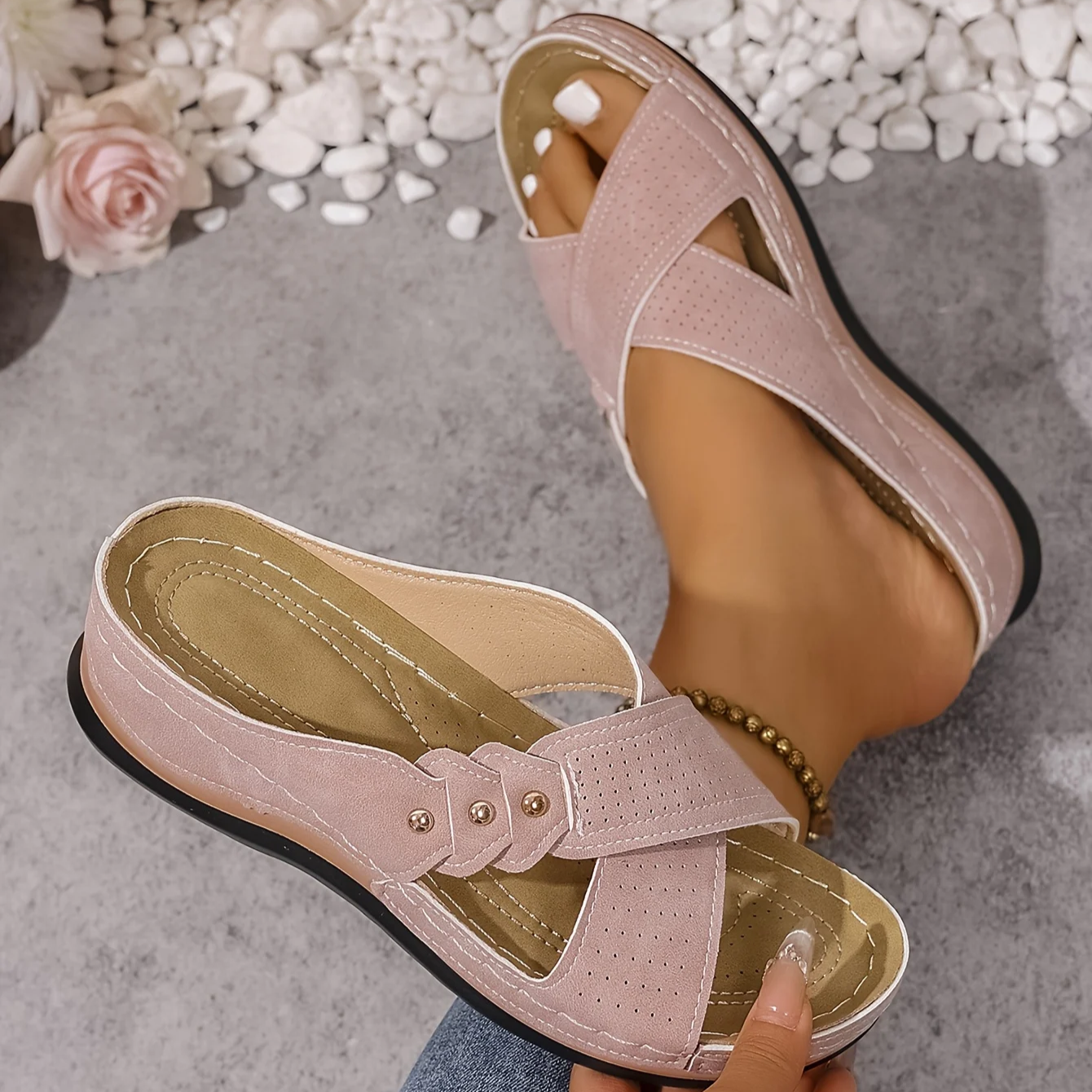 Velthoria | Cross Strap Comfort Sandals