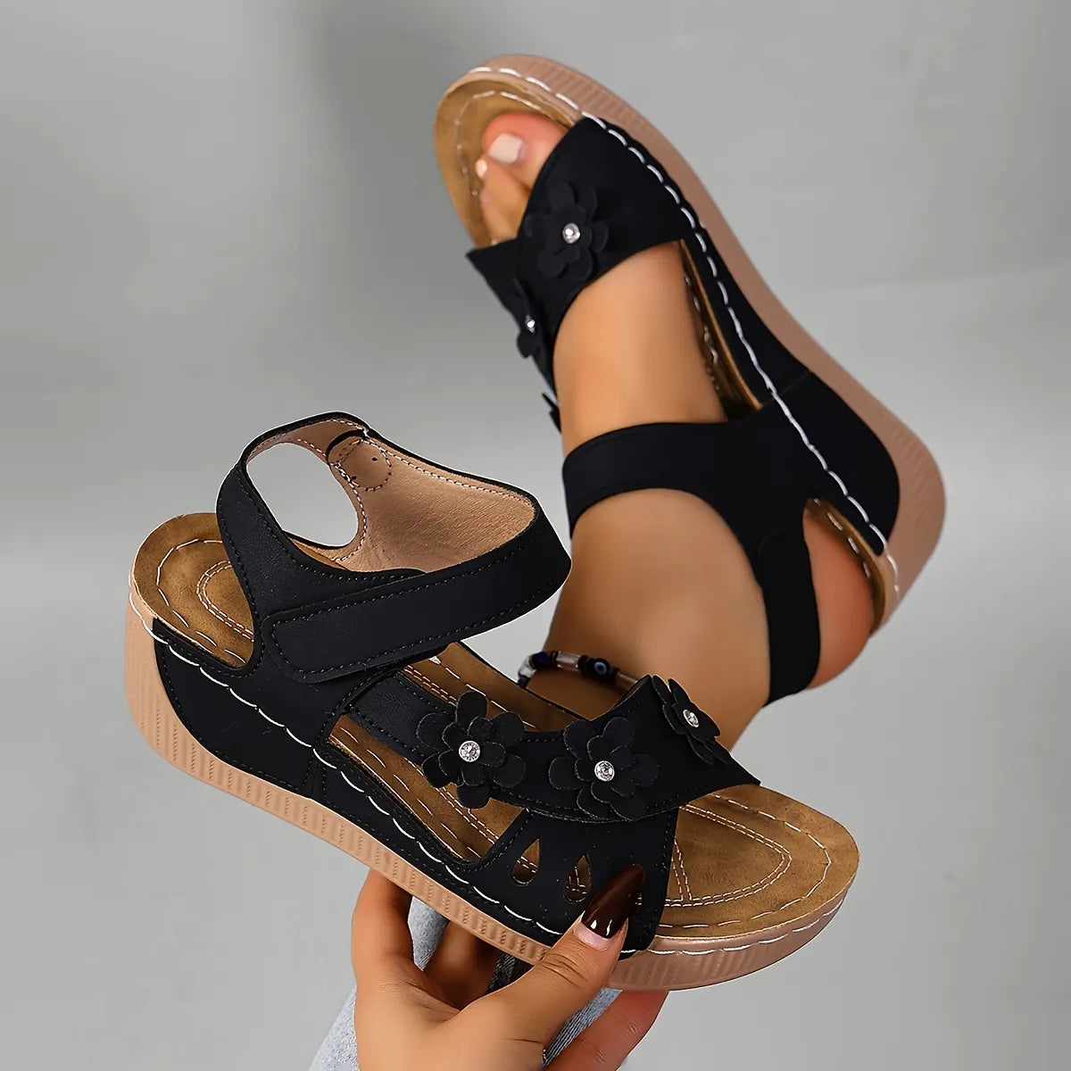 Delavelle | Cushioned Flower Wedge Sandals