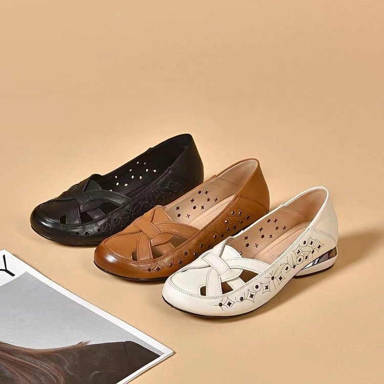 Lunaria | Patterned Slip On Shoes