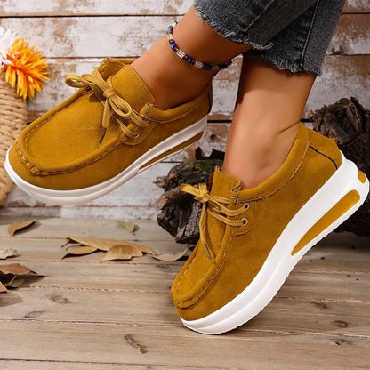 Uma | Cushioned Platform Lace Up Shoes