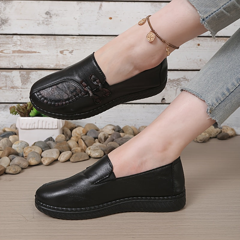 Pavelle | Embroidered Round Toe Comfort Shoes