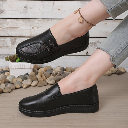 Pavelle | Embroidered Round Toe Comfort Shoes