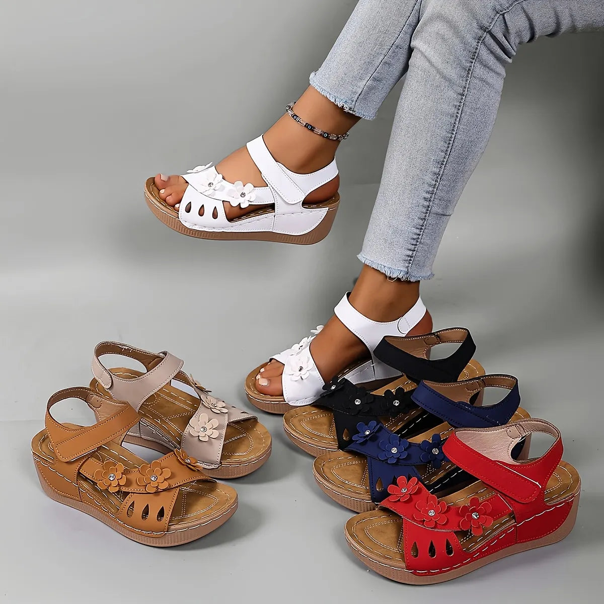 Delavelle | Cushioned Flower Wedge Sandals