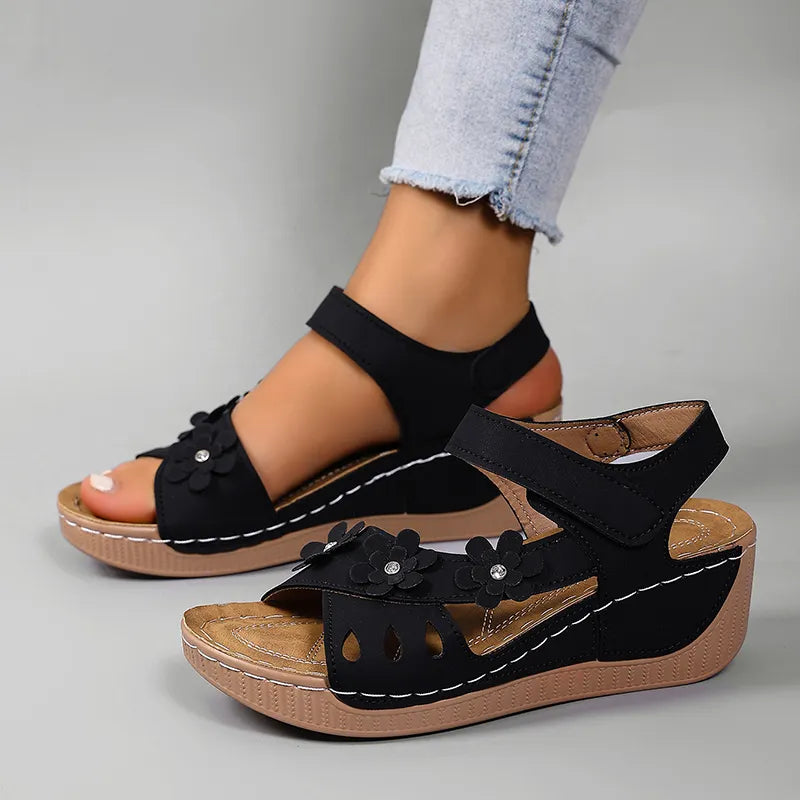 Delavelle | Cushioned Flower Wedge Sandals