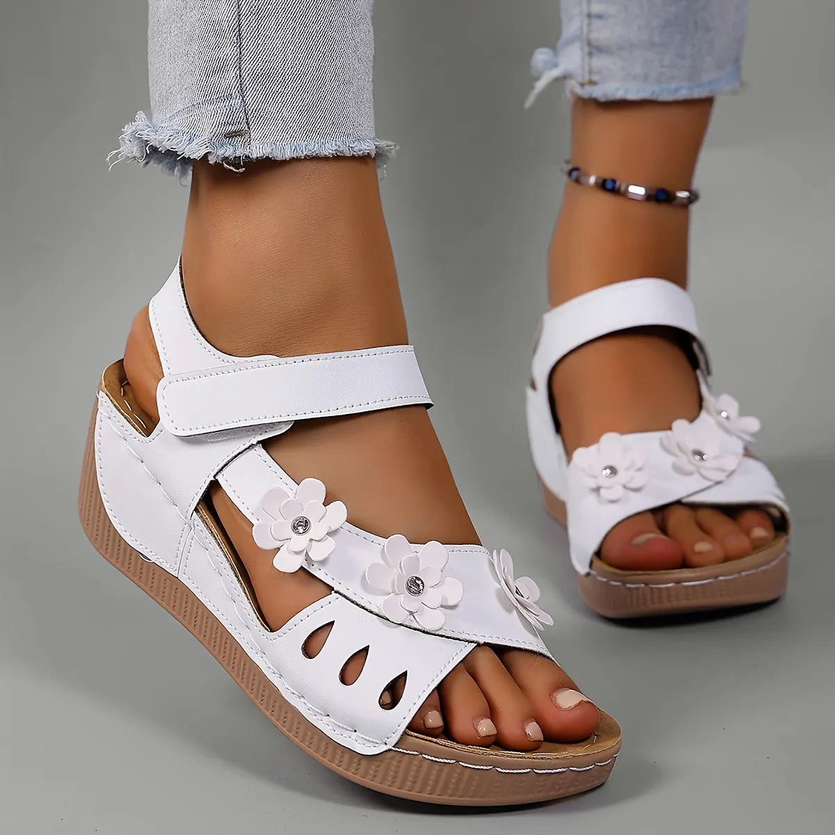 Delavelle | Cushioned Flower Wedge Sandals