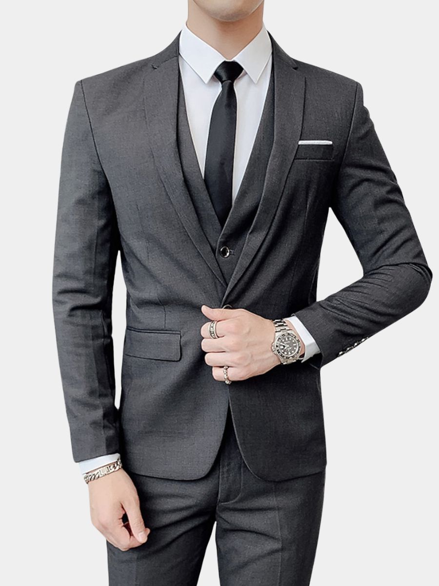 Ashbourne | Tailored Fit Three Piece Suit