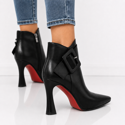 Yvelora | Elegant Buckle Detail Ankle Boots