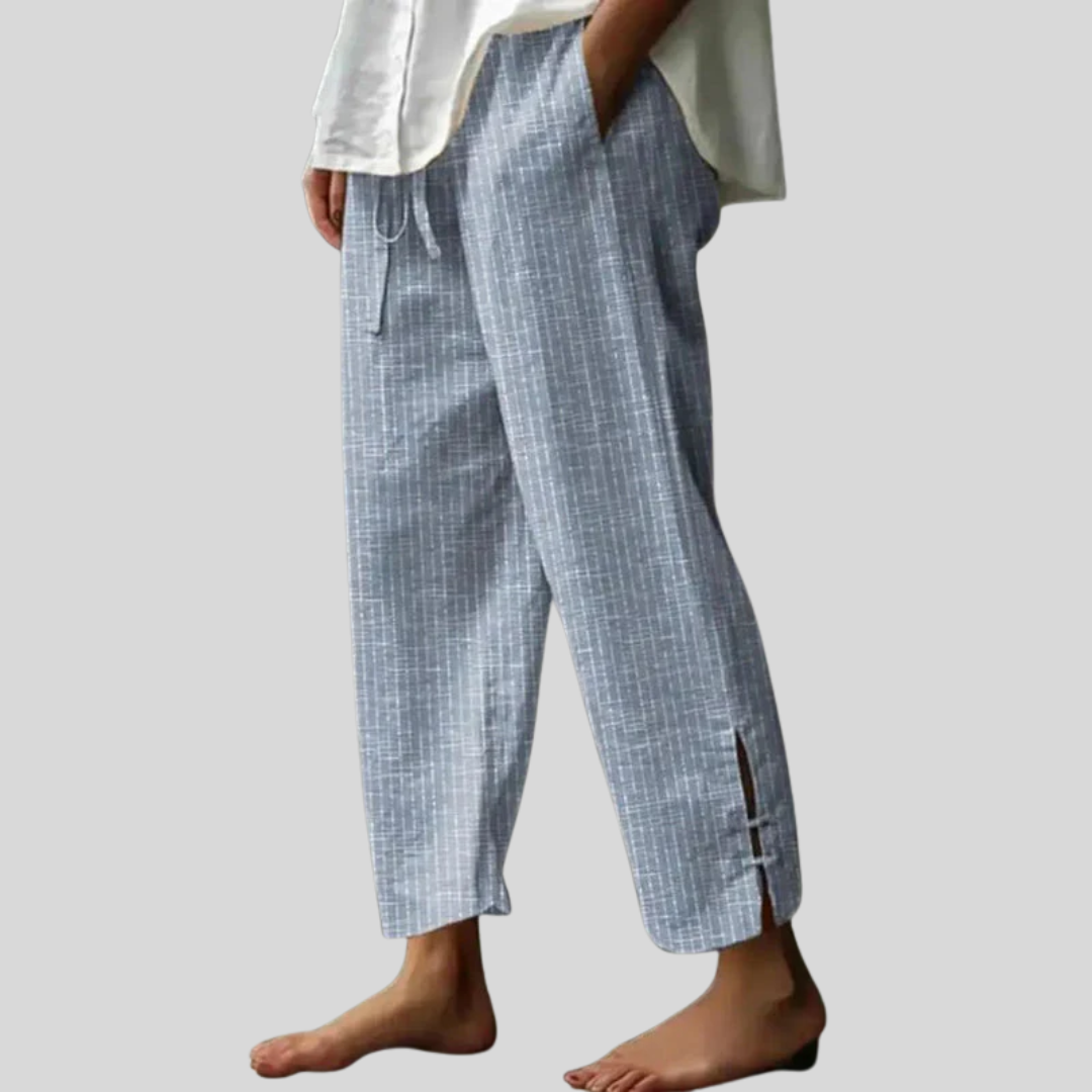 Soleil | Textured Relaxed Fit Cropped Trousers