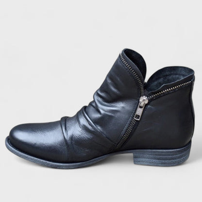 Davinia | Classic Low Heel Zip Boots