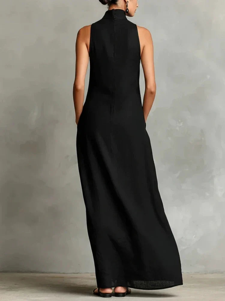 Jessenia | Minimalist Pocket Maxi Dress