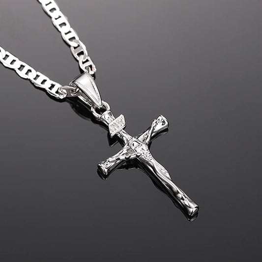 Bayford | Gleaming Cross Pendant Necklace