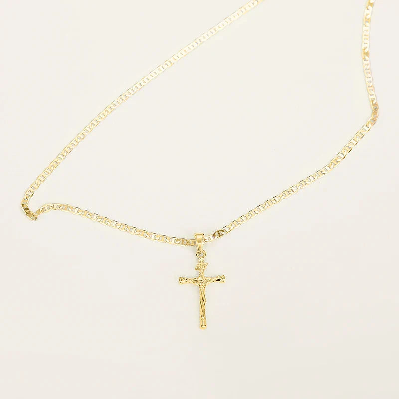Bayford | Gleaming Cross Pendant Necklace
