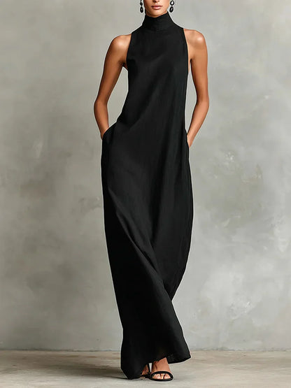 Jessenia | Minimalist Pocket Maxi Dress