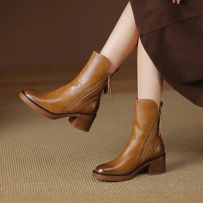 Lilias | Classic Zip Detail Ankle Boots
