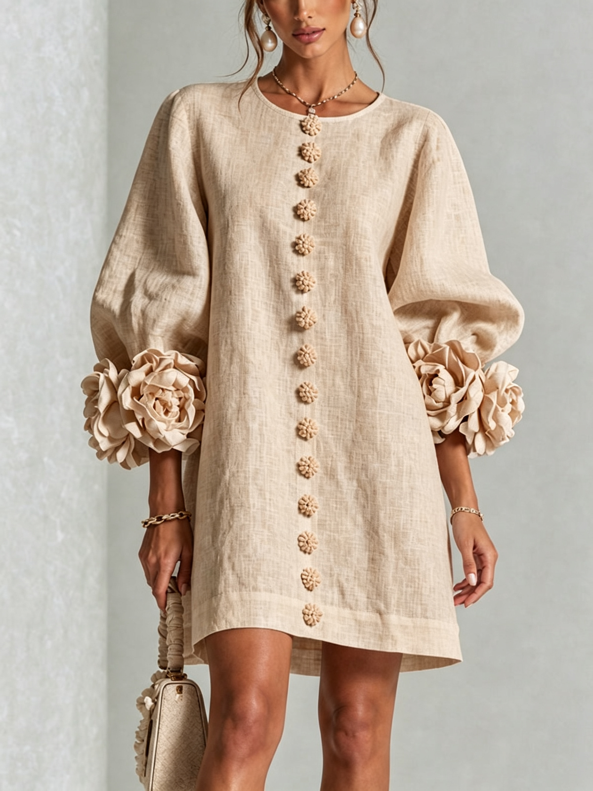 Briovelle | Statement Sleeve Shift Dress