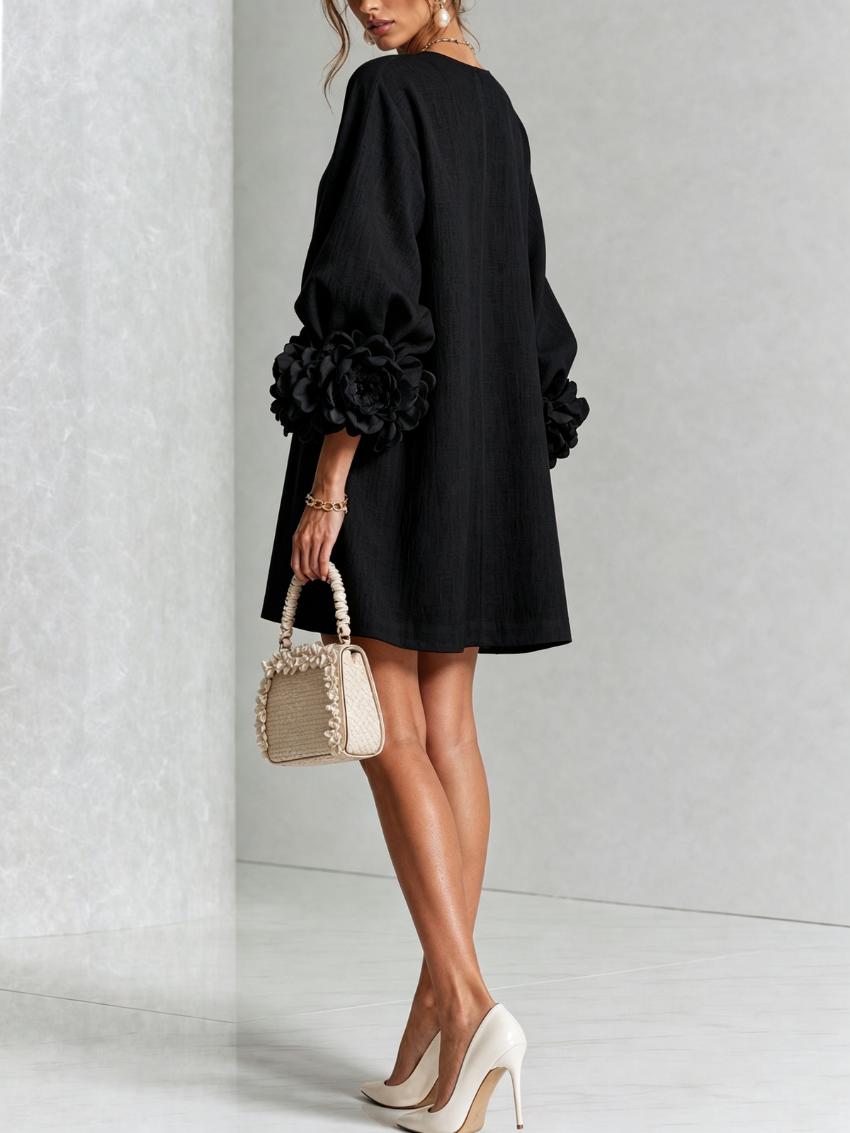 Briovelle | Statement Sleeve Shift Dress