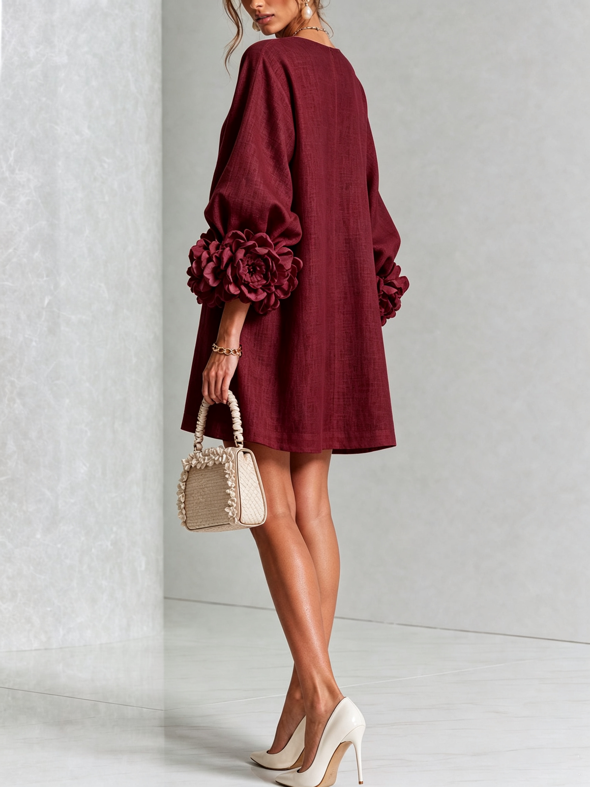 Esmirelle | Botanical Cuff Shift Dress