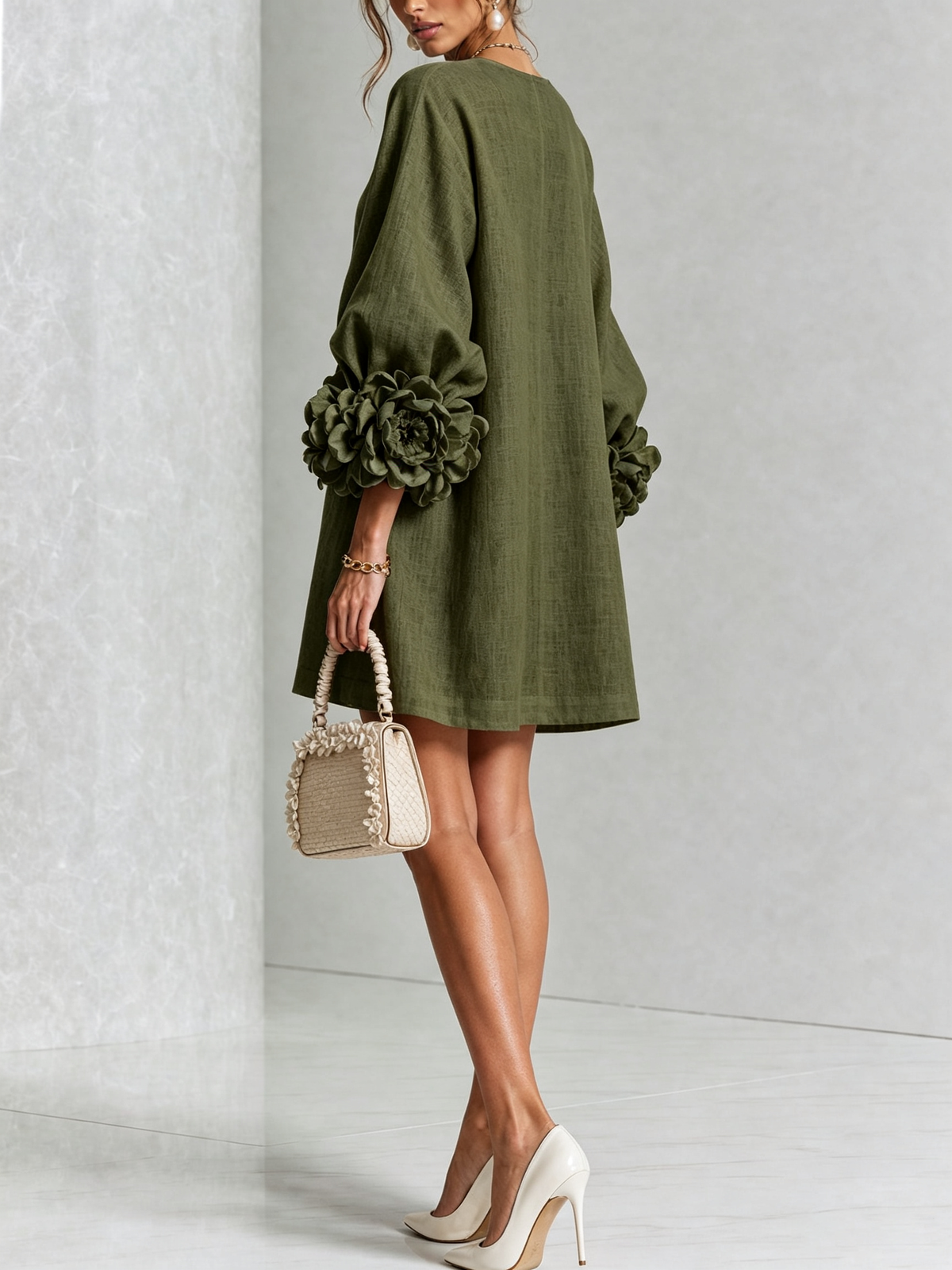 Briovelle | Statement Sleeve Shift Dress