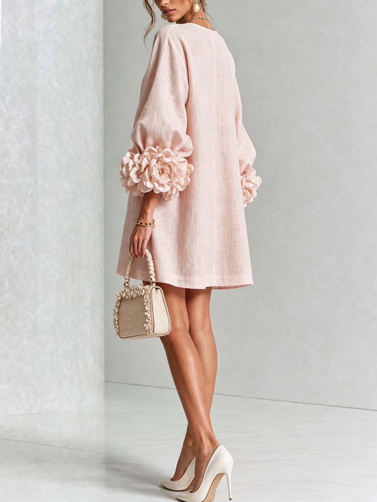 Esmirelle | Botanical Cuff Shift Dress