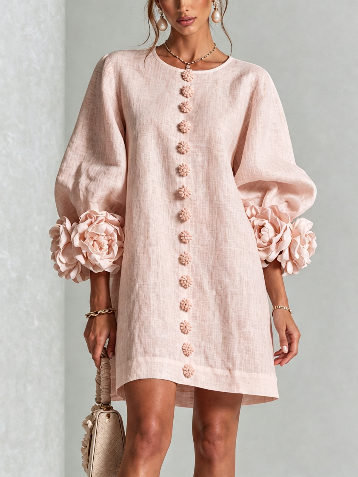 Briovelle | Statement Sleeve Shift Dress