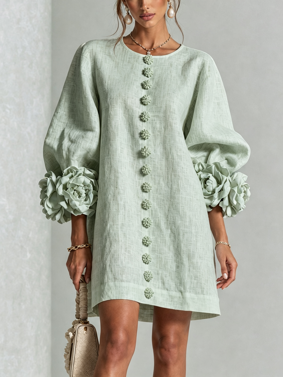 Esmirelle | Botanical Cuff Shift Dress