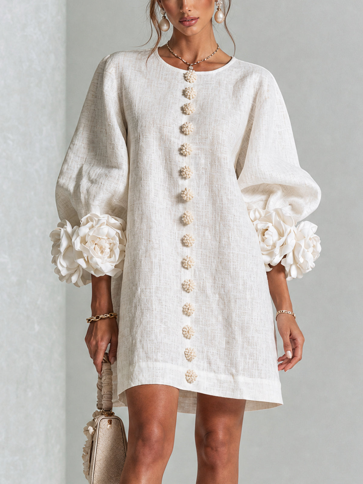 Briovelle | Statement Sleeve Shift Dress