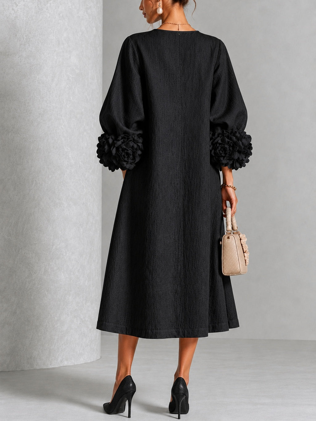 Maelona | Floral Cuff Midi Dress