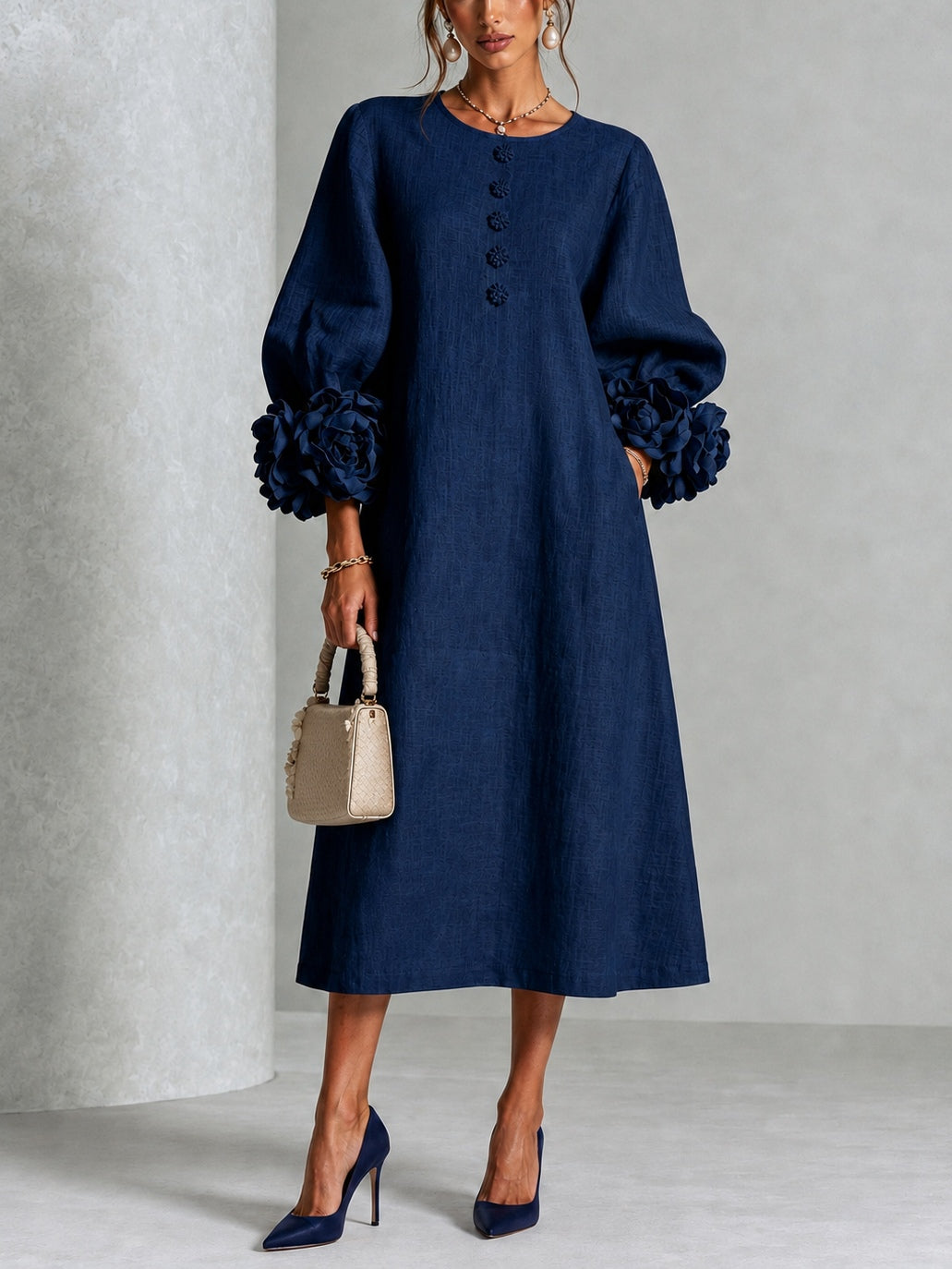 Maelona | Floral Cuff Midi Dress