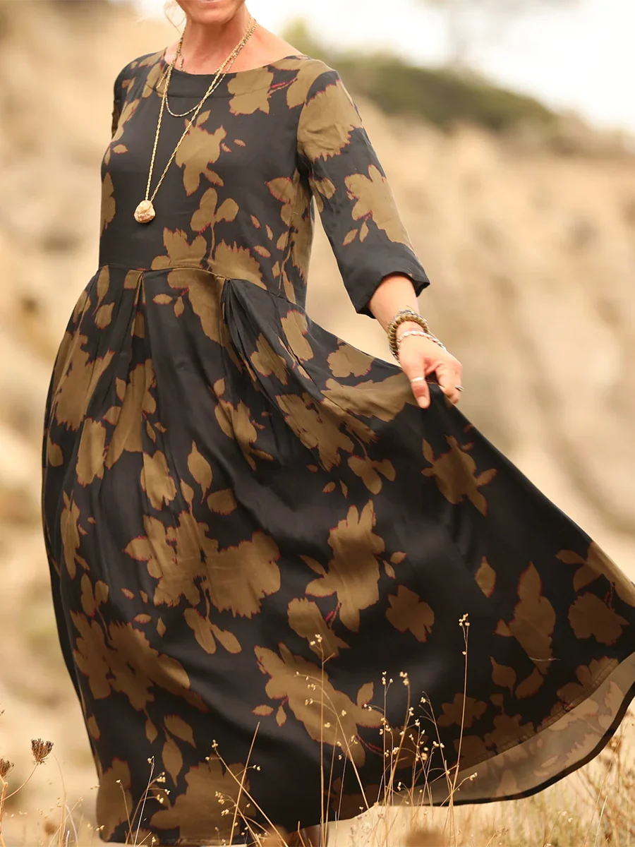 Mirevalda | Flowy Pleated Maxi Dress