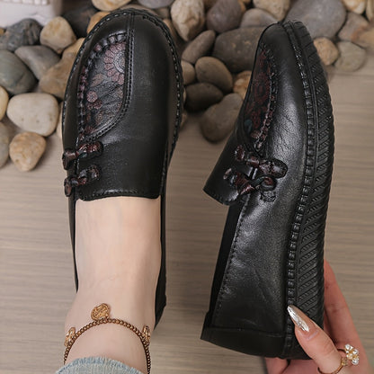 Pavelle | Embroidered Round Toe Comfort Shoes