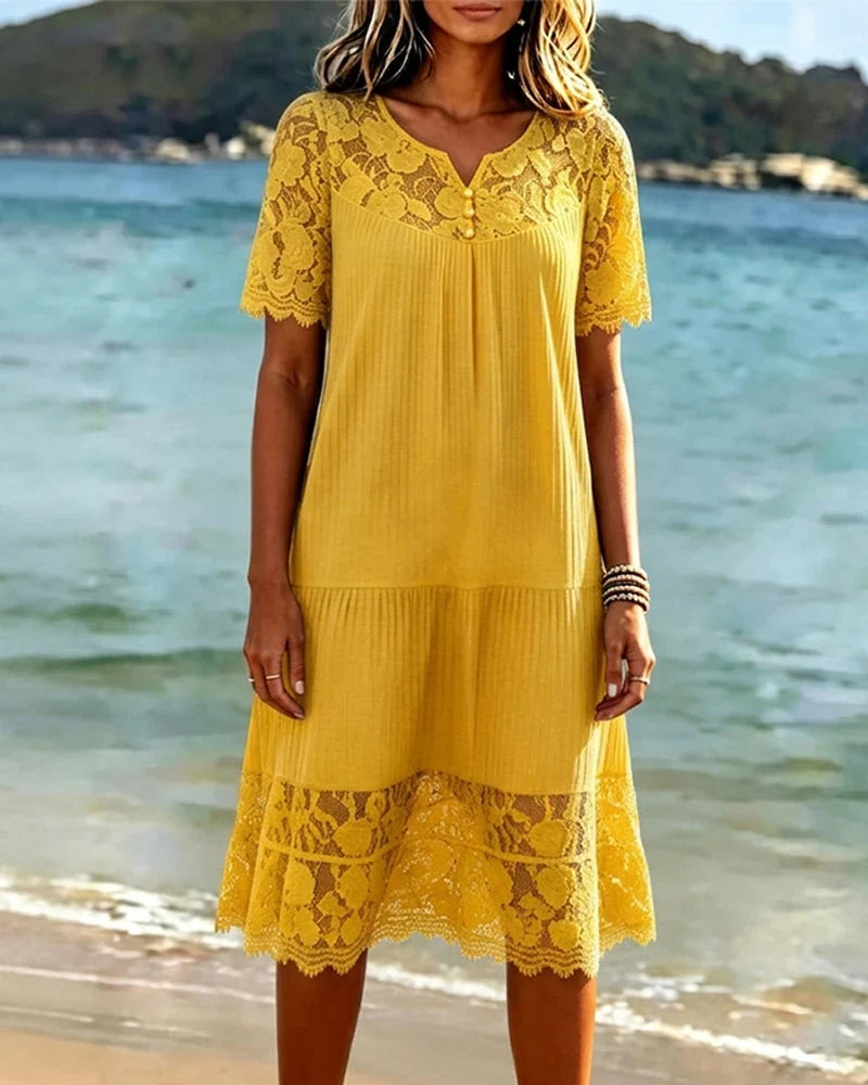Roselinde | Relaxed Short Sleeve Lace Dress