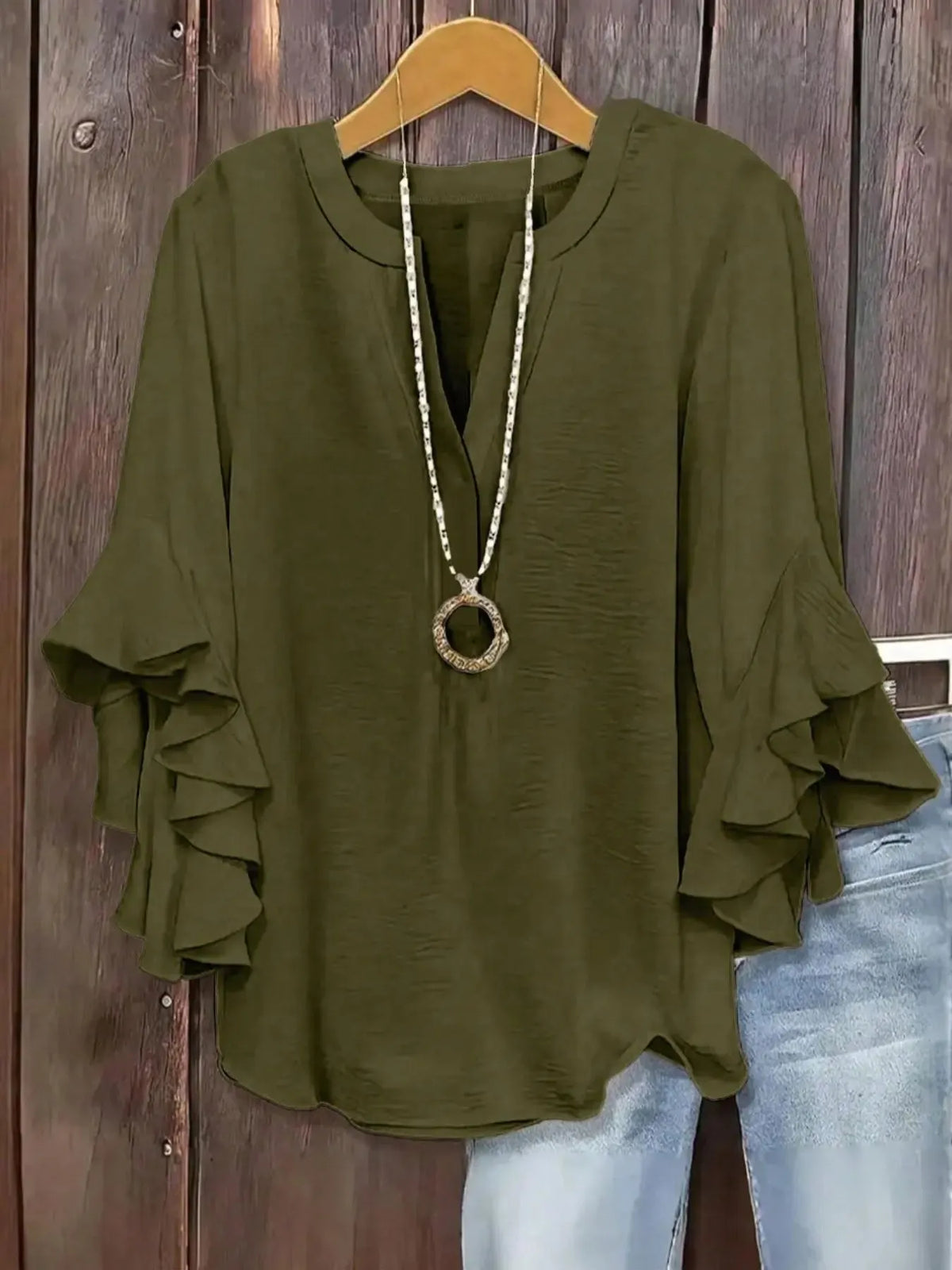 Evarisse | Graceful Ruffle Sleeve Blouse