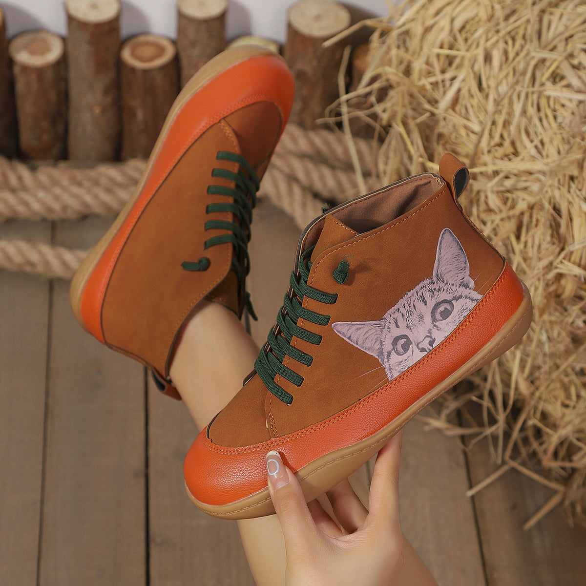 Zelmira | Cat Detail Lace Up Ankle Shoes