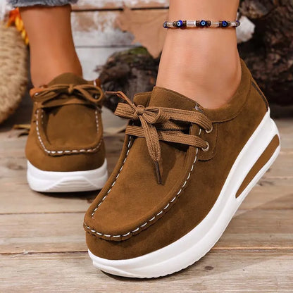 Uma | Cushioned Platform Lace Up Shoes