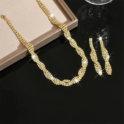 Orlennia | Radiant Twist Necklace Set