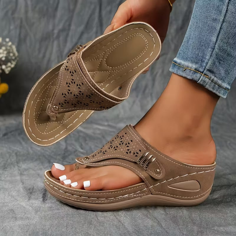 Solvane | Cutout Comfort Slide Sandals