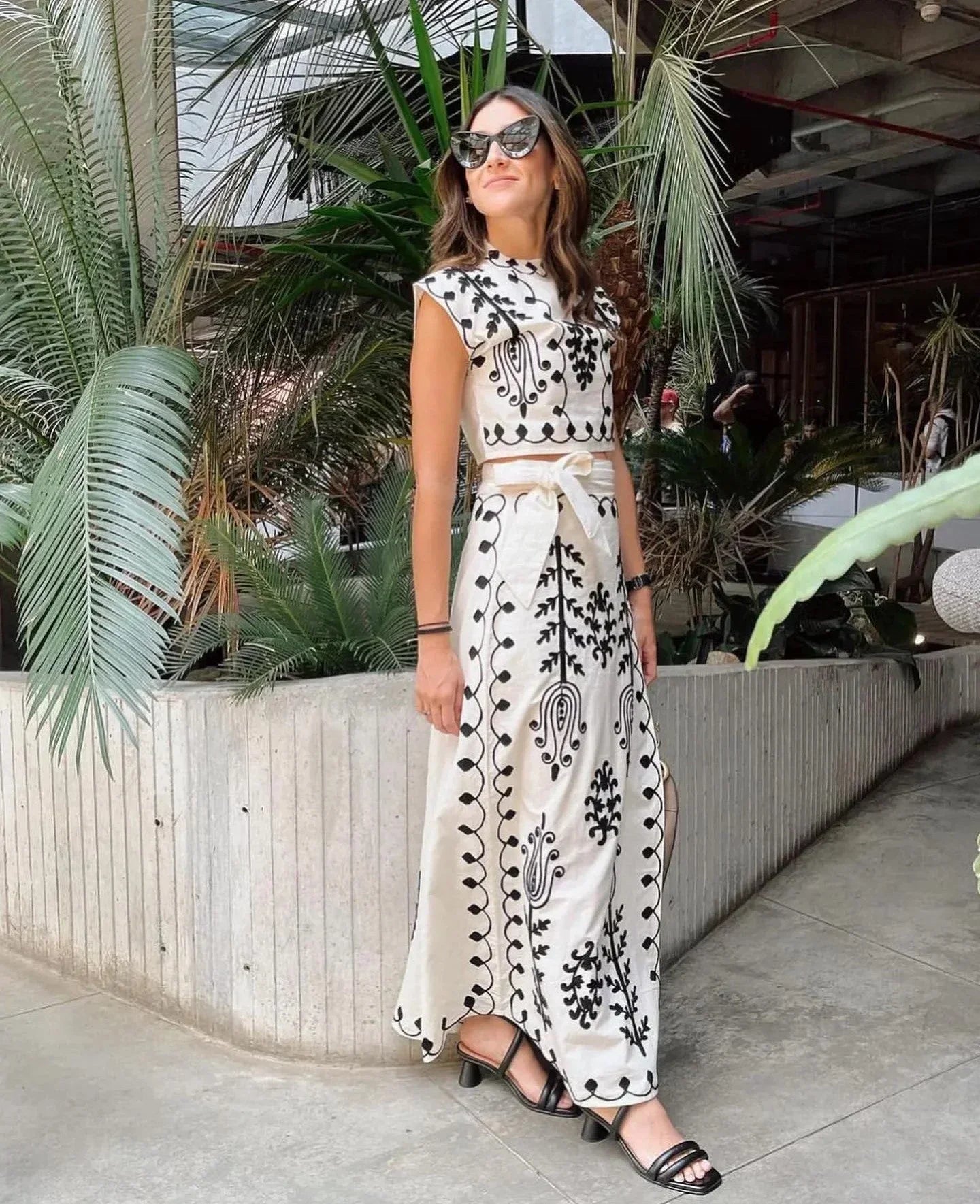 Zerina | Embroidered Two Piece Set