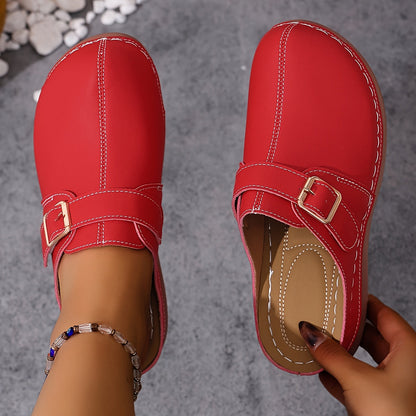 Virethia | Closed Toe Slip On Clogs